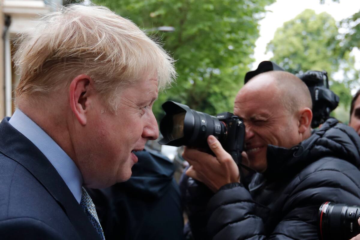 Boris Johnson encabeza primera ronda de elecciones