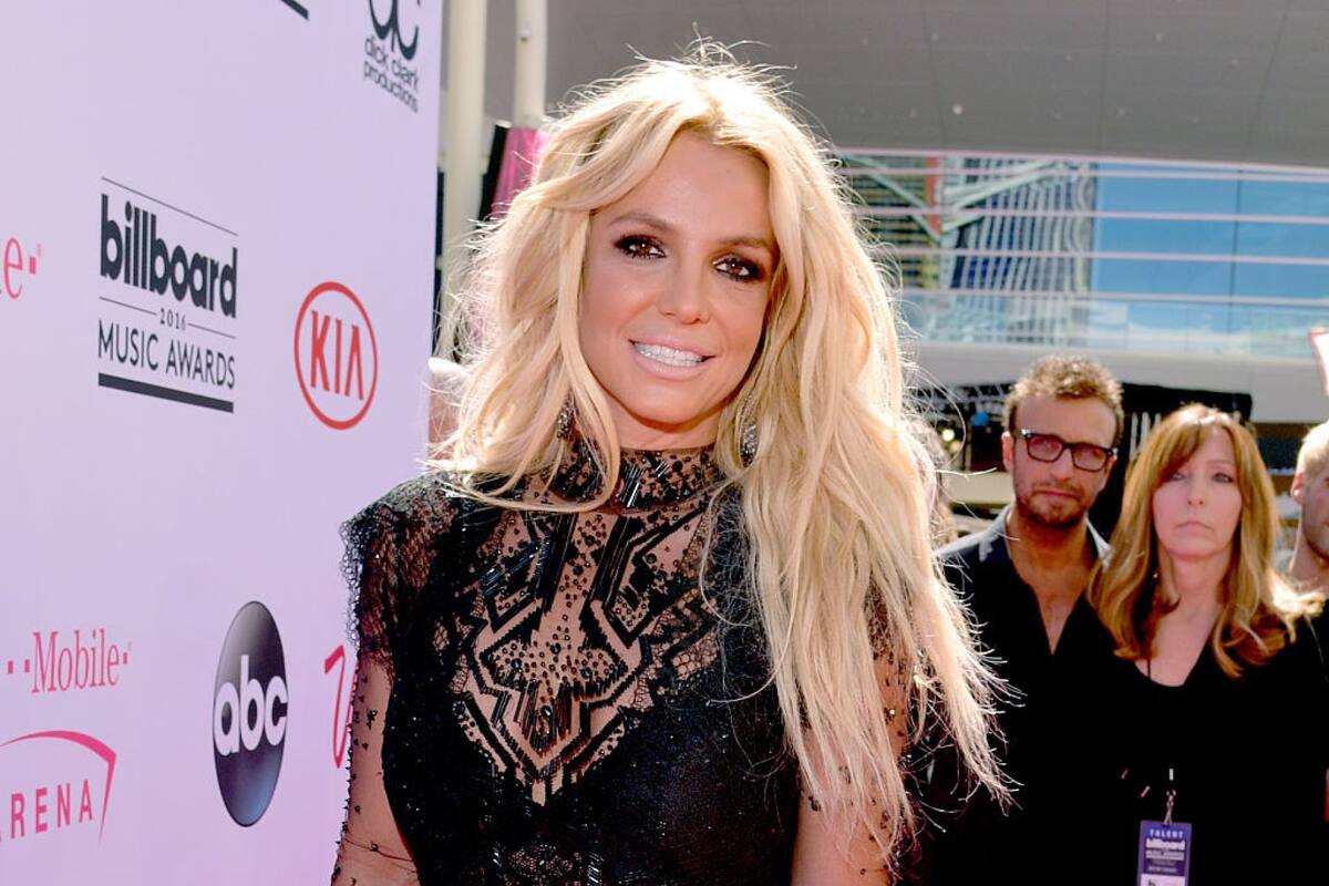 Vive Britney Spears sin control de sus cuentas y bajo la tutela de su padre.