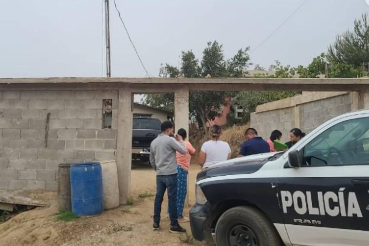 Sujeto intenta incendiar el pick up de su vecino