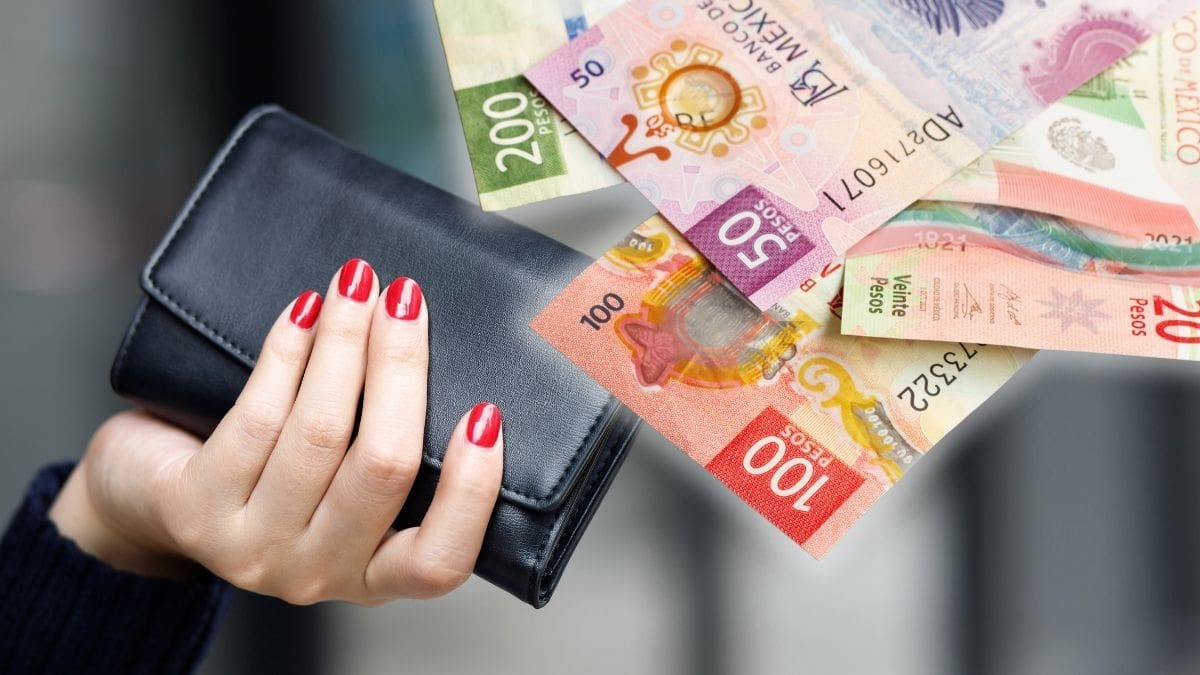 Banxico confirma que la demanda de dinero en efectivo creció 7.5% anual impulsada por el consumo de los aficionados en México, registrando alzas en cuatro de las seis semanas que duró el Mundial de Fútbol 2026 | Canva