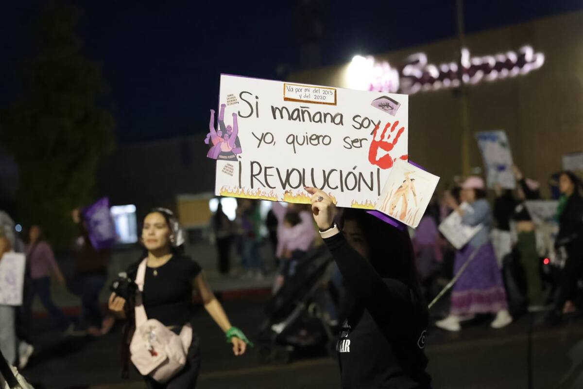Feministas marchan para exigir justicia y alto a los feminicidios
