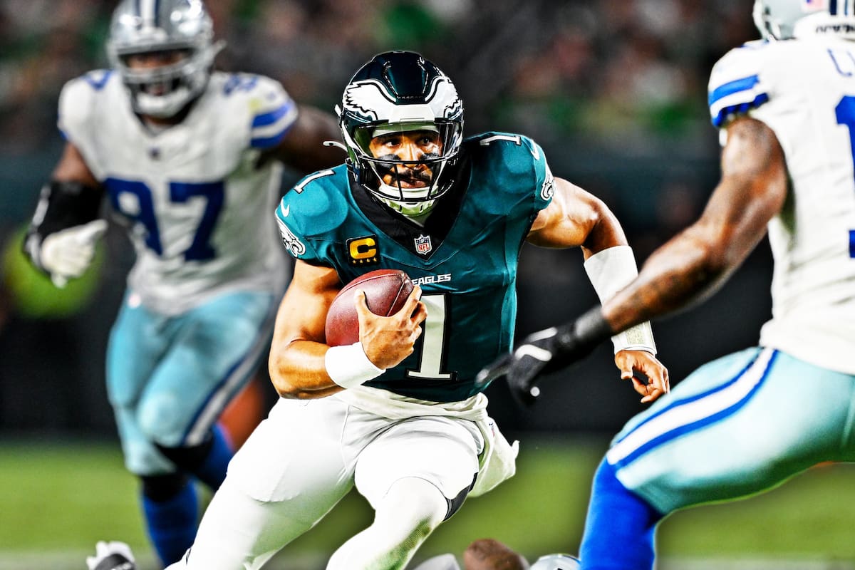 Eagles vencen a los Vaqueros de Dallas en el inicio de la temporada