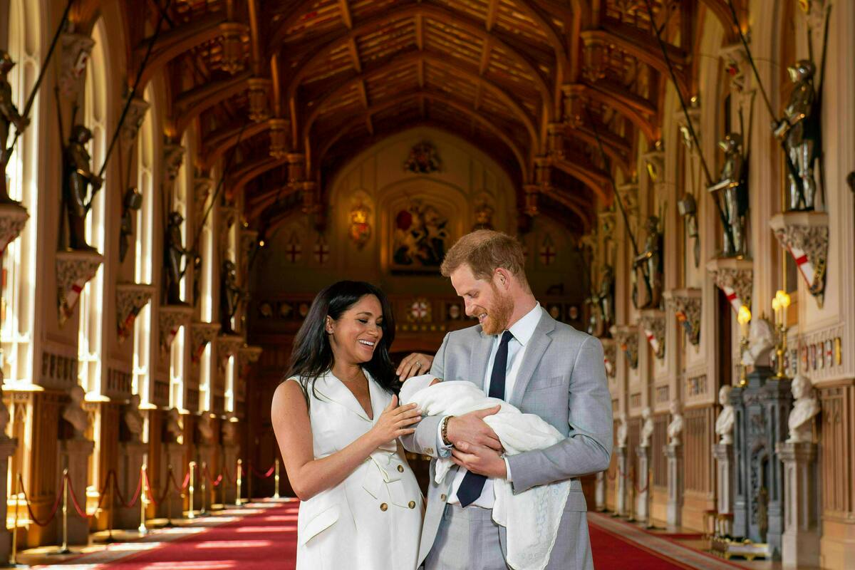 BBC despide a locutor por comparar a bebé de Meghan con un chimpancé