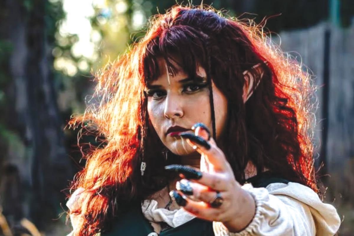 Historias de lo desconocido en Cajeme: Olga Rosaura “Regan” crea comunidad sobre fenómenos paranormales