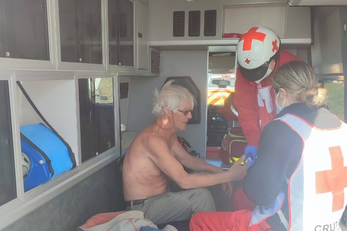 Localizan Bomberos sano y salvo a extranjero que se encontraba desaparecido en Bahía de Kino