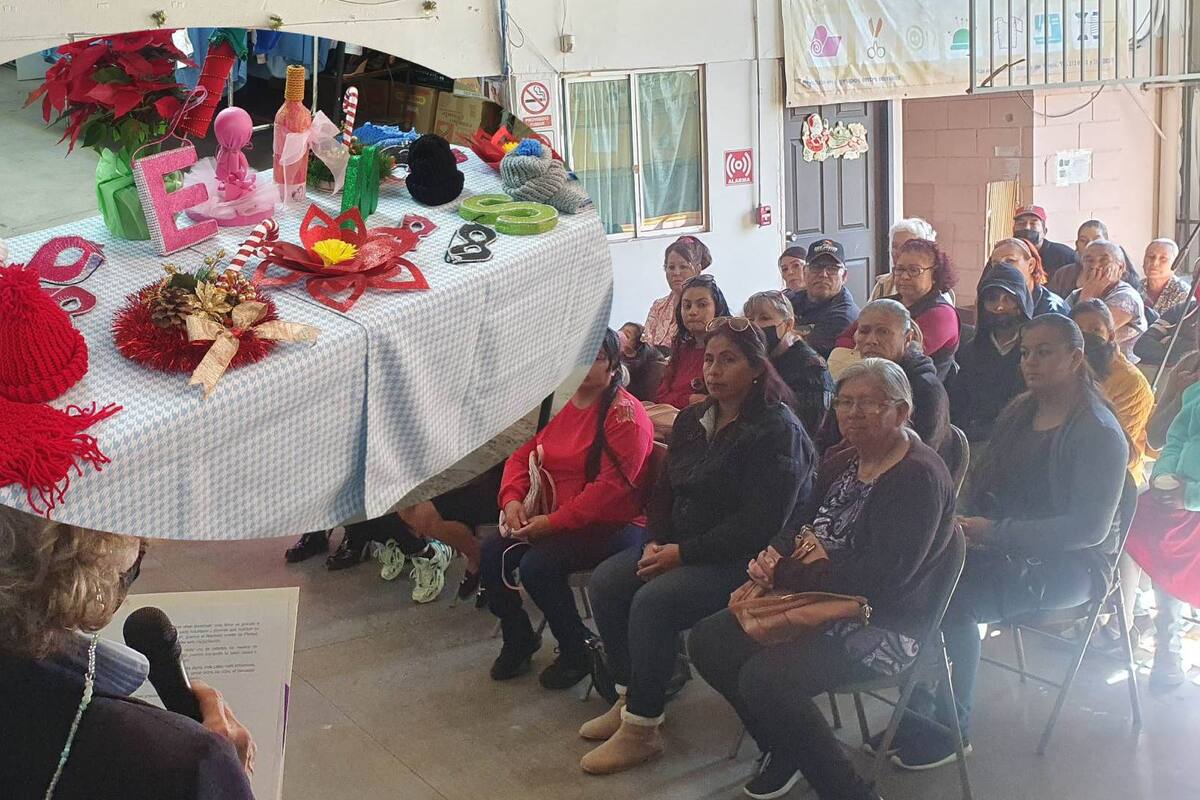 200 mujeres se gradúan del taller ReciclArte; aprendieron a realizar manualidades para ayudar a sus familias