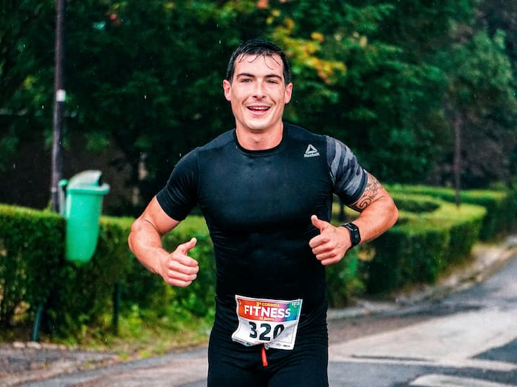 Así es como correr impacta en tu salud mental, según la ciencia