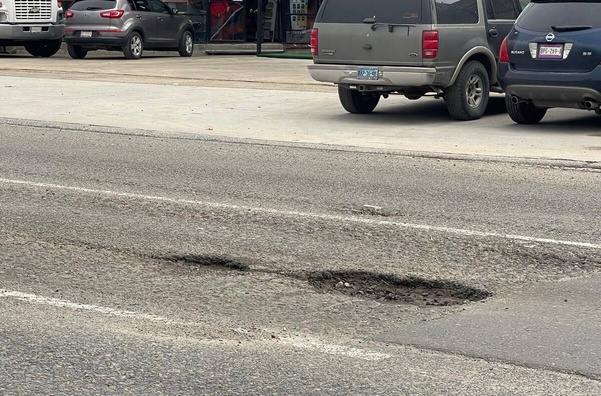 Buscan mejorar el aspecto de las calles de Rosarito por el inicio del Tianguis Turístico.