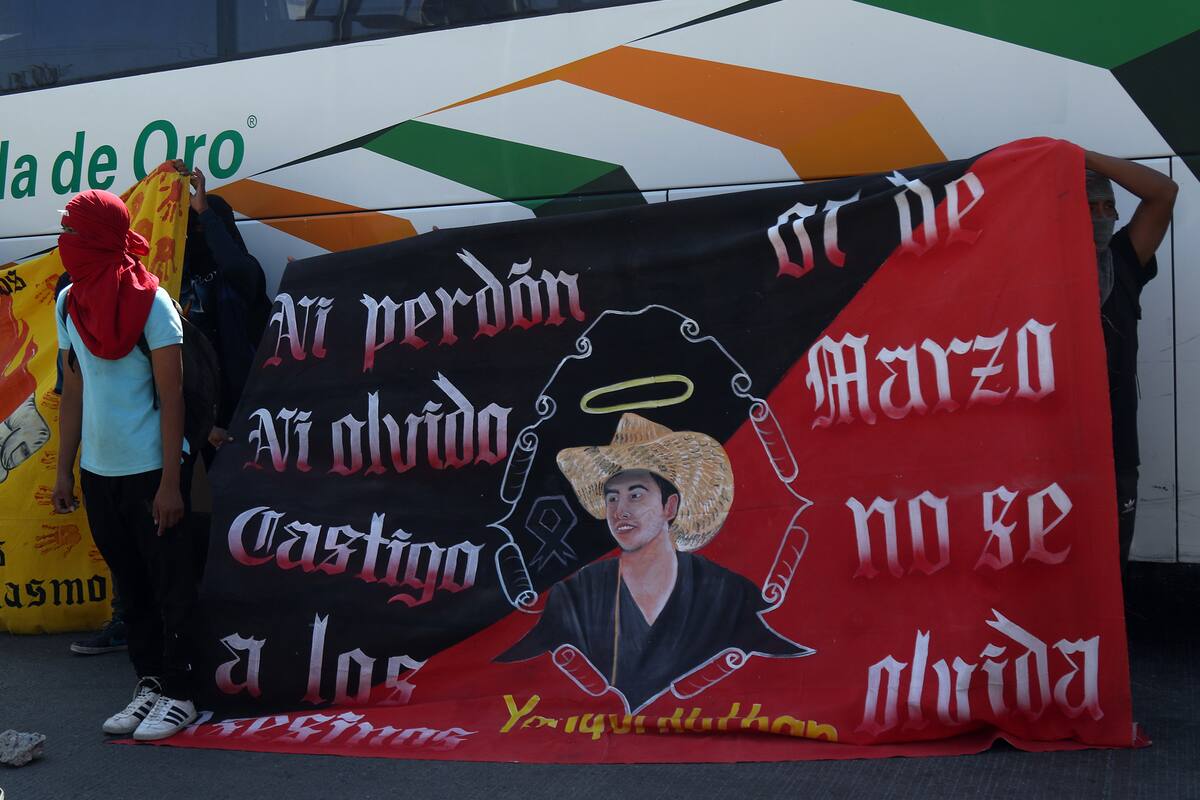 Estudiantes de Ayotzinapa convocan a “megamarcha” por asesinato de Yanqui Khotan Gómez