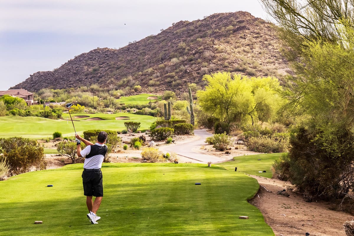 Golf en Tucson: los mejores campos y experiencias para amantes del deporte en Arizona
