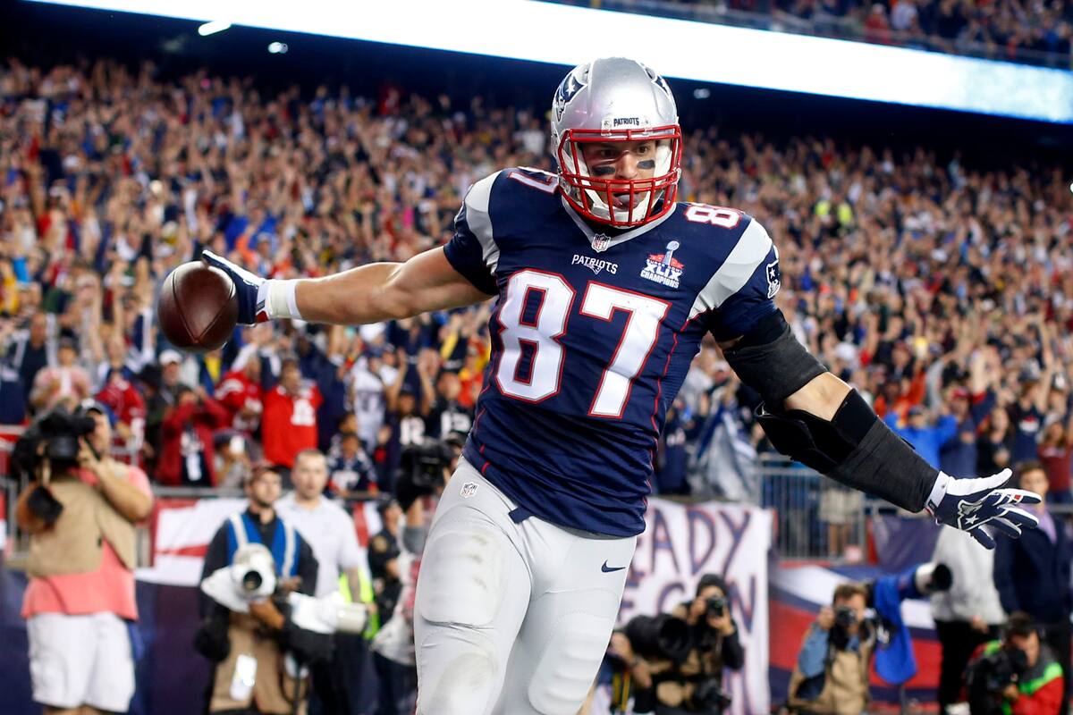Dueño de Patriotas espera que Rob Gronkowski salga del retiro