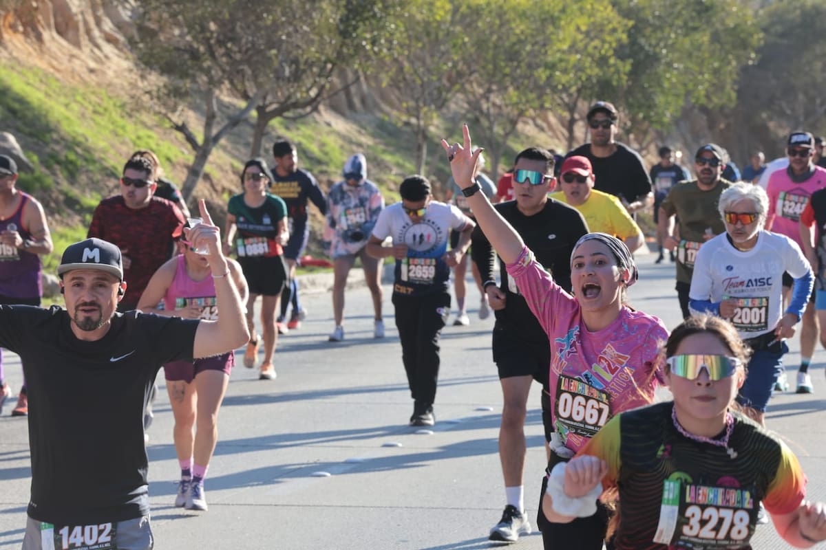Alrededor de 4 mil corredores que afrontaron el evento pedestre que año con año se ha celebrado en el municipio de Tijuana.