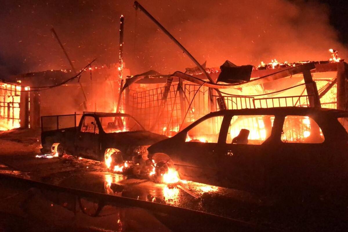 Pierden su vivienda en incendio en colonia Leandro Valle
