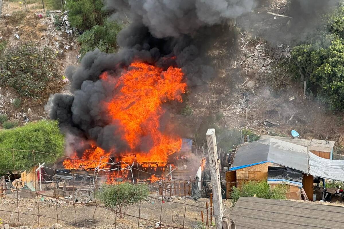 Se incendia vivienda en Cañón Morales de Rosarito