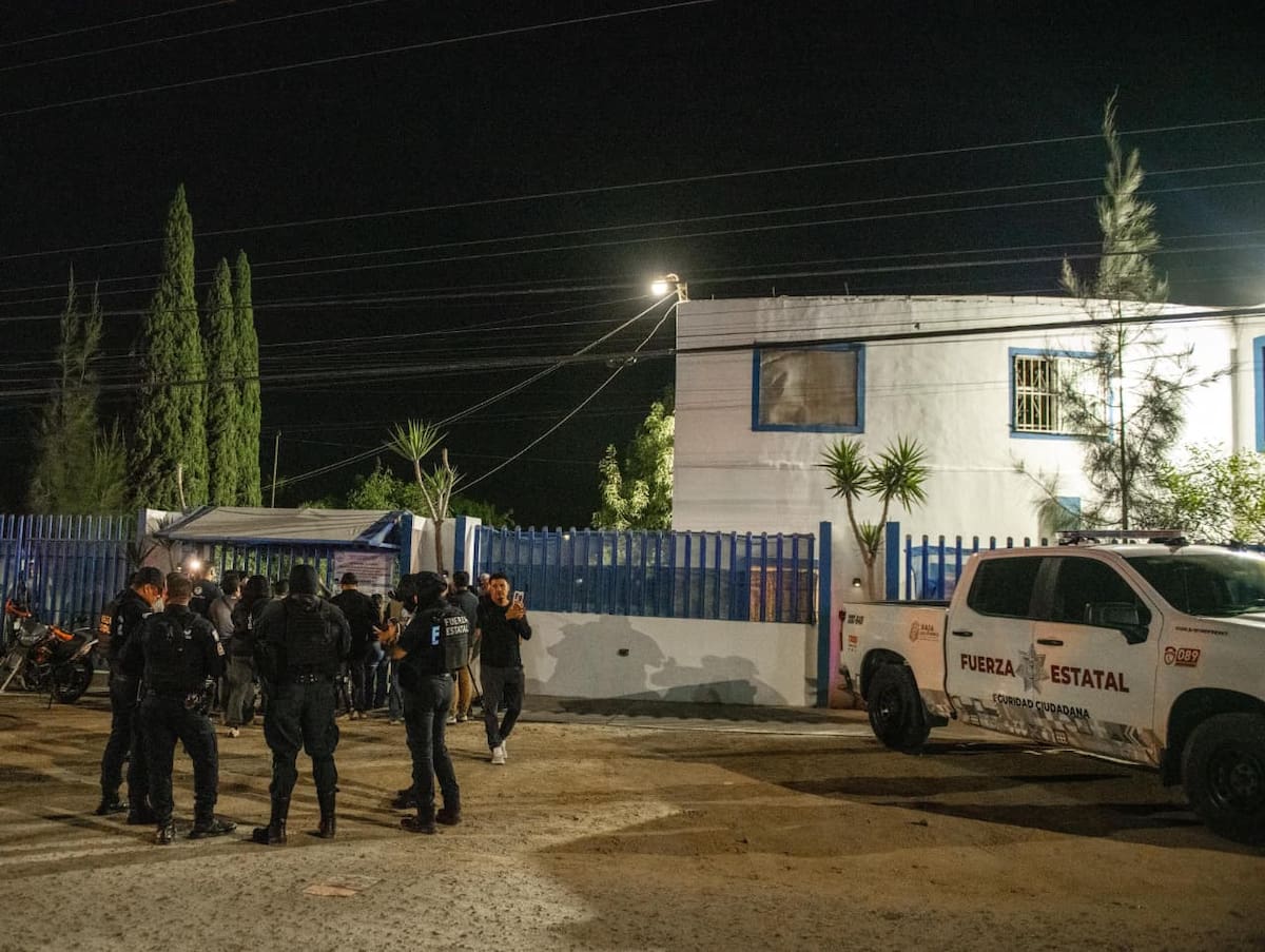 La clínica Jireh, en la colonia Mariano Matamoros, permaneció bajo resguardo de autoridades tras la suspensión temporal de sus actividades. Foto: Cortesía