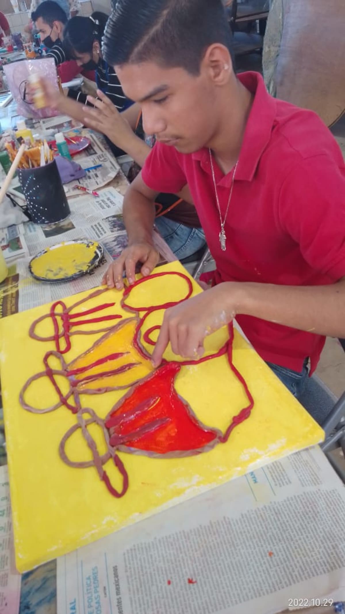 La pintura y otras disciplinas han ayudado a sus alumnos a expresarse y desarrollar sus habilidades l Foto: Cortesía/ Valeria Alvarado