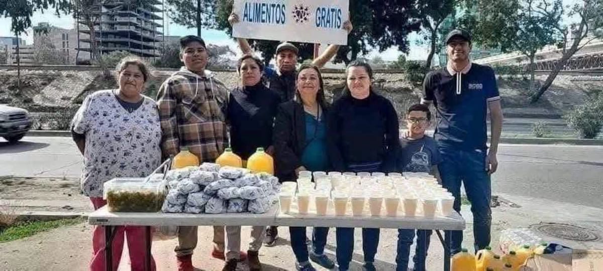 La iniciativa "Manos que Ayudan" realizará este sábado una jornada de entrega de alimentos para personas que permanecen en hospitales acompañando a familiares.
Foto: Cortesía.