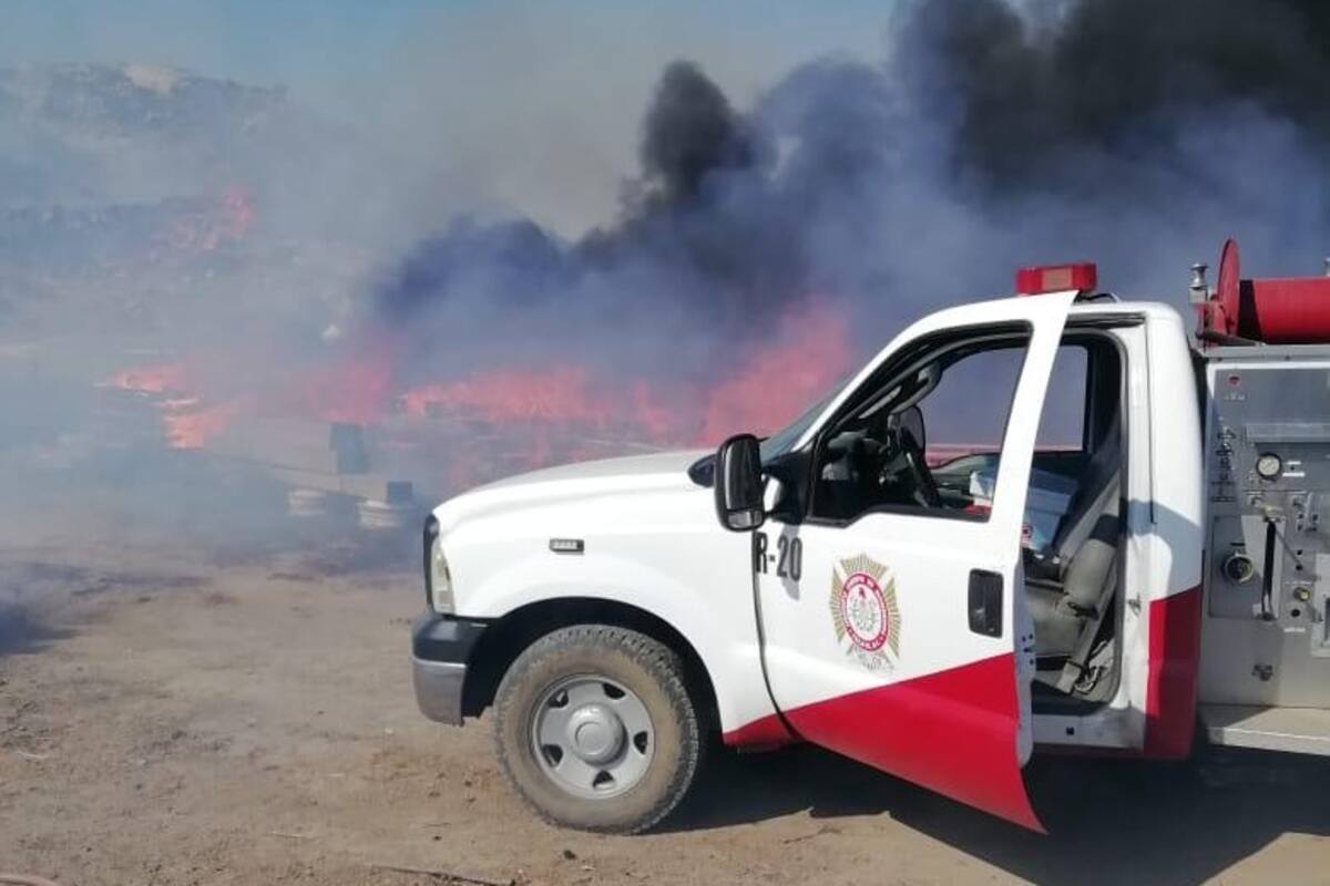Bomberos de Tecate sofocan incendio forestal