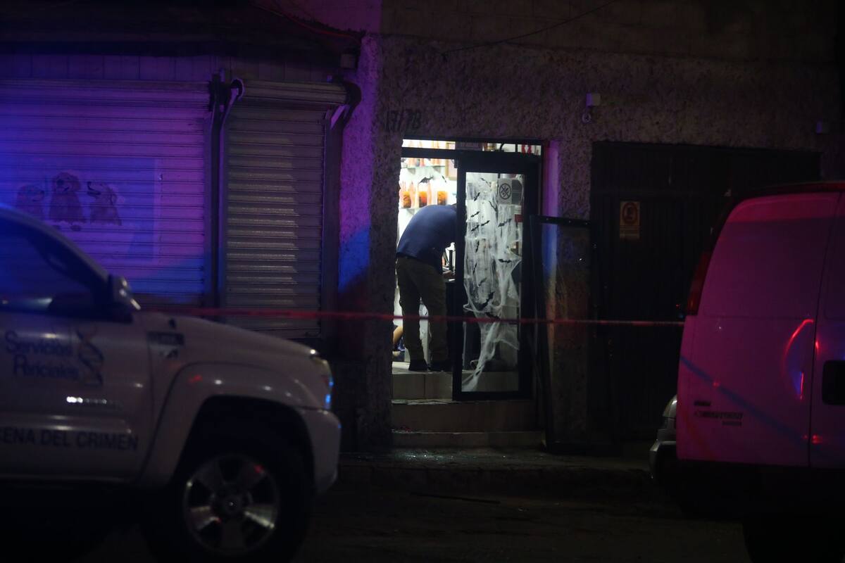 Homicidios Tijuana: Asesinan a mujer y lesionan a menor en salón de belleza