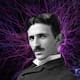 Nikola Tesla, inventor al que le robaron algunas de sus ideas, dijo: “No me importa que roben mis ideas, me importa que no tengan las suyas”