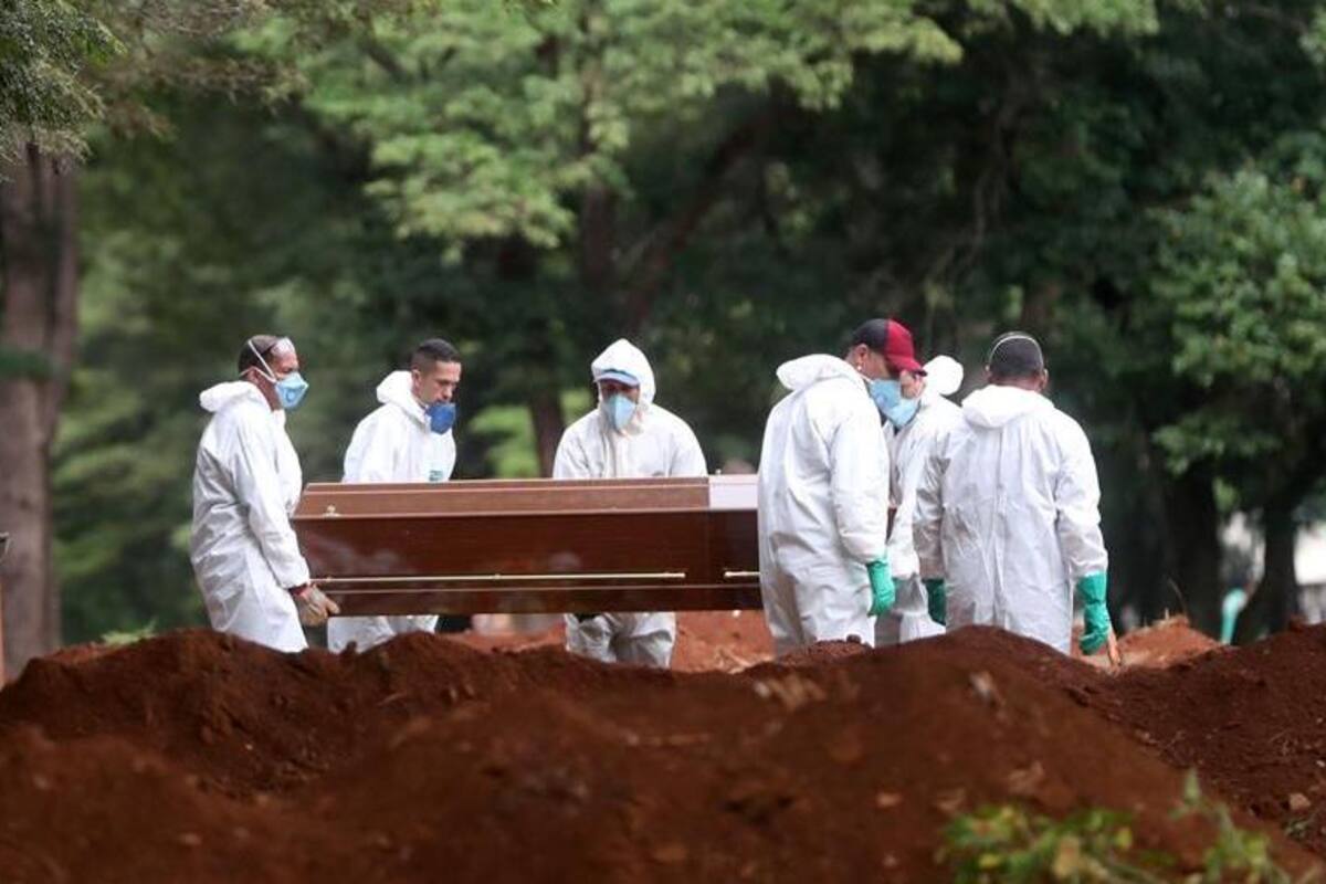 Brasil acumula 800 muertos por coronavirus, 133 en 24 hr