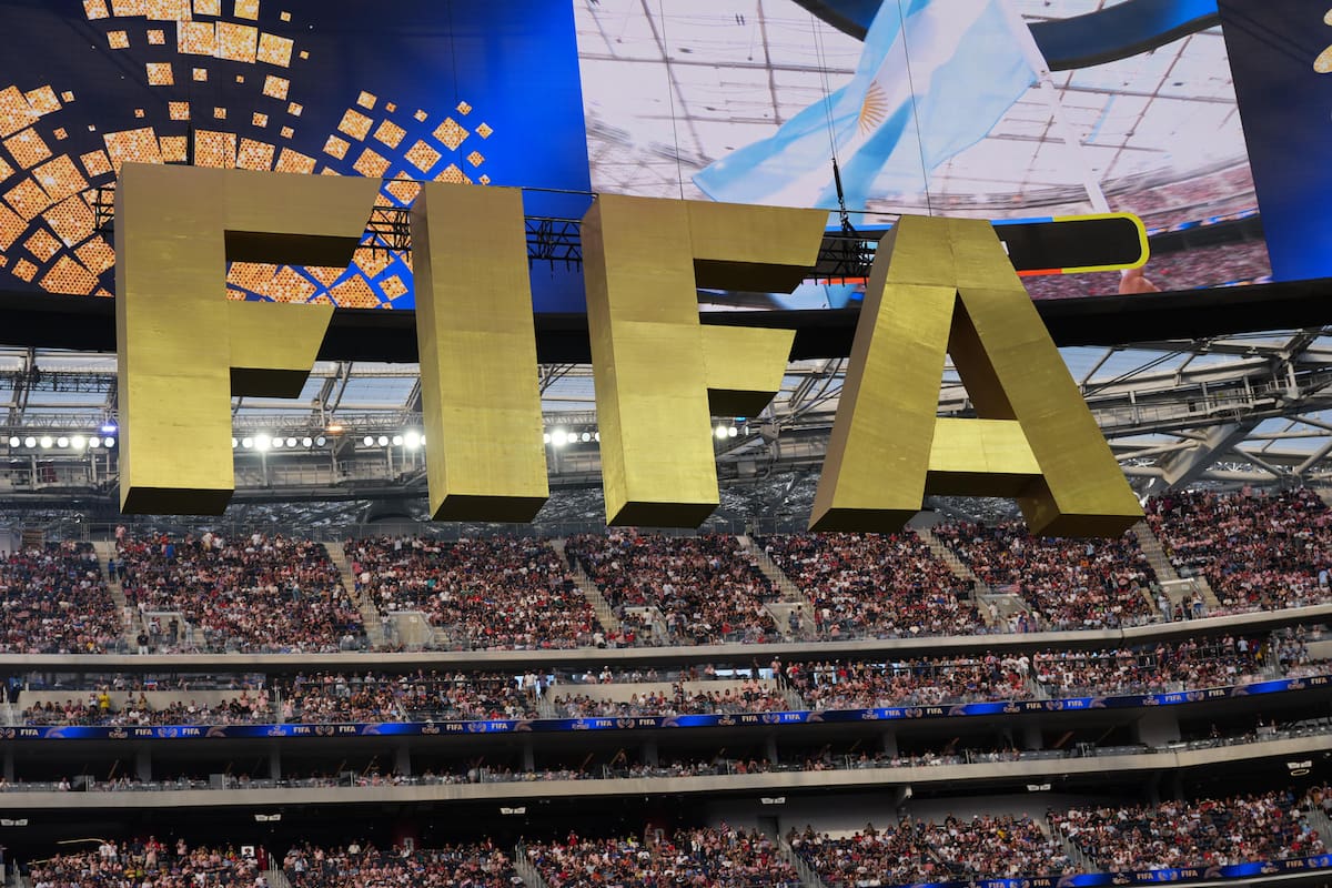 Fotografía que muestra un sector exterior del SoFi Stadium, en Inglewood (EE.UU.). El SoFi Stadium está listo para albergar los ocho partidos que recibirá del Mundial de la FIFA 2026 y los Juegos Olímpicos de 2028. | Crédito: EFE/ Omar Alonso