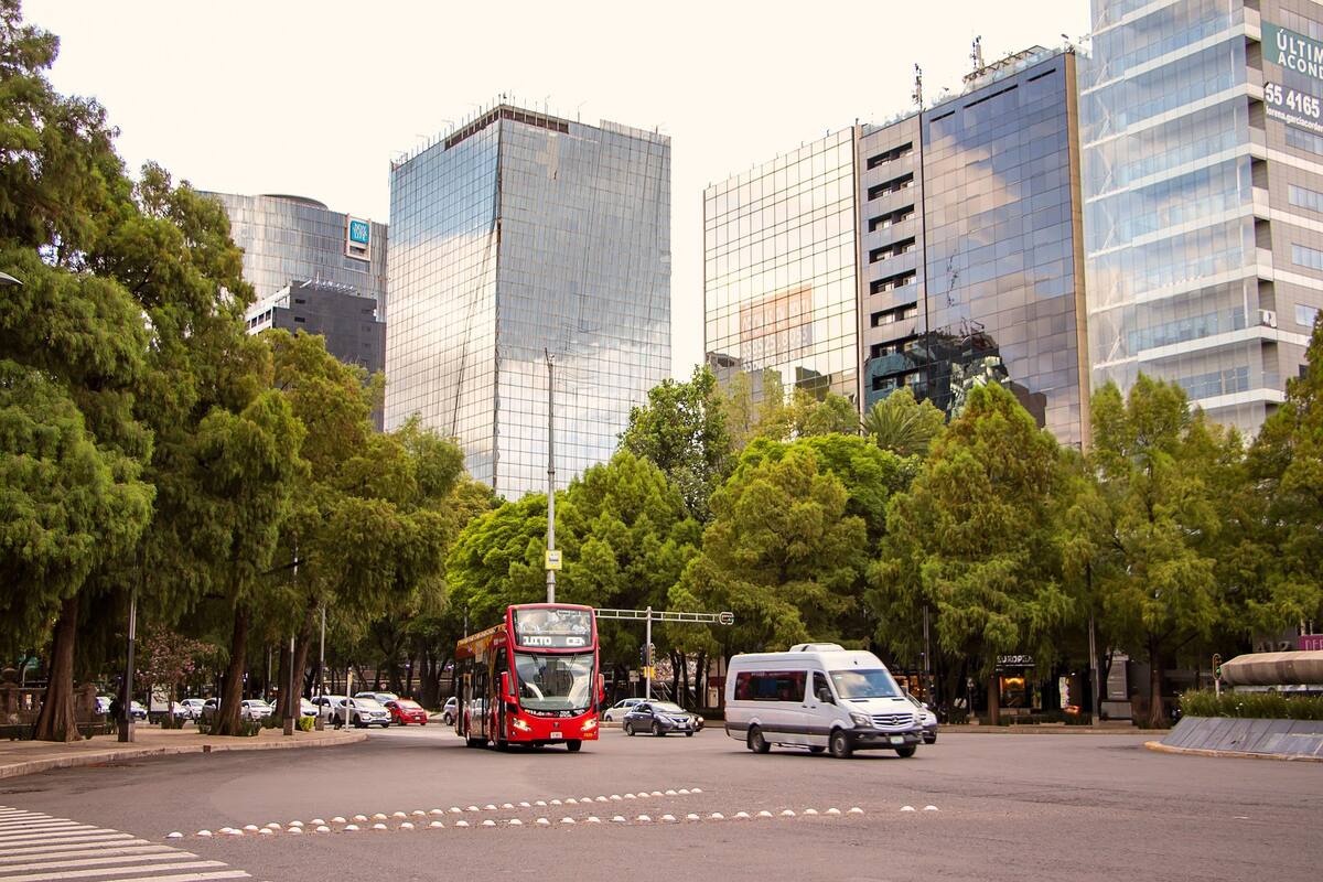 Hoy No Circula: ¿Qué vehículos se quedan en la cochera este 13 de octubre?