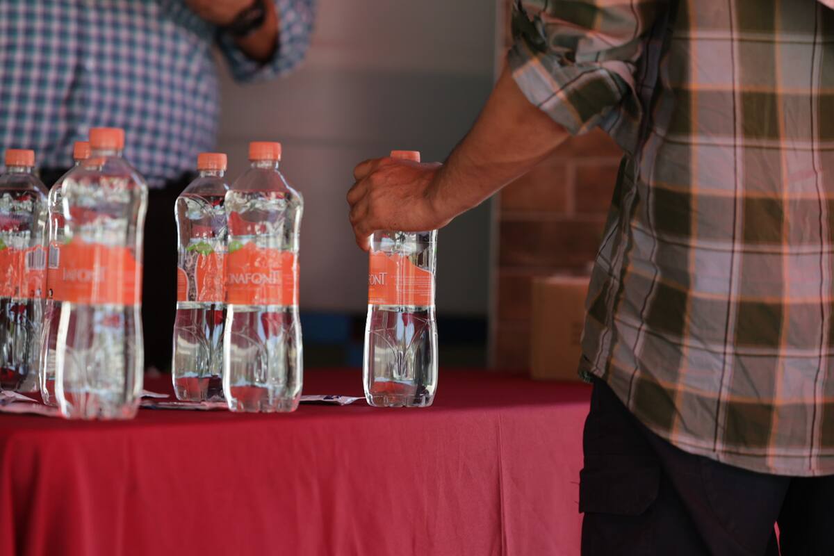 Instalan puntos de hidratación por calor en Tijuana