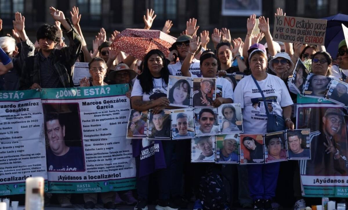 En el Zócalo de la capital del país, se vivió una intensa protesta por el Luto Nacional. Crédito: El Universal
