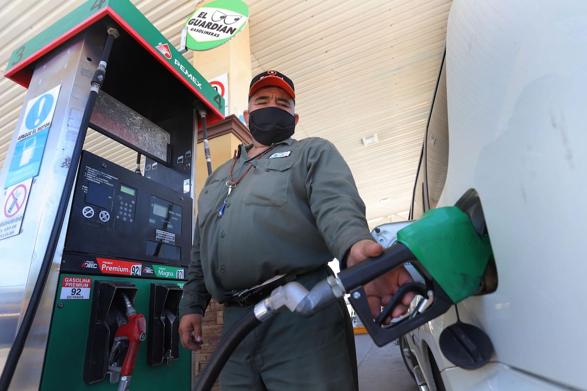 Aseguran que despachadores de gasolina ganan bien en Sonora y cuenta con todas las prestaciones que especifica la Ley Federal de Trabajo