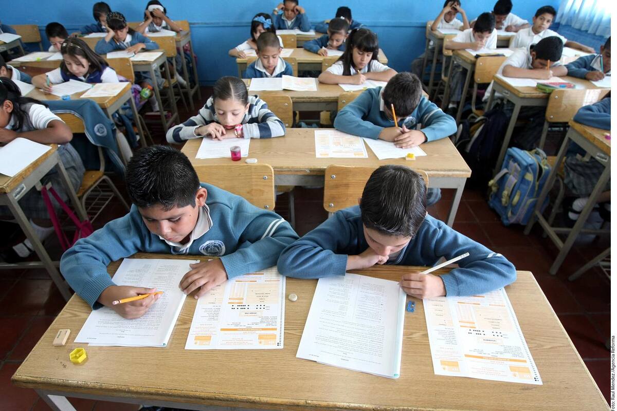 Perjudica salud de maestros atender a más 30 estudiantes en cada salón
