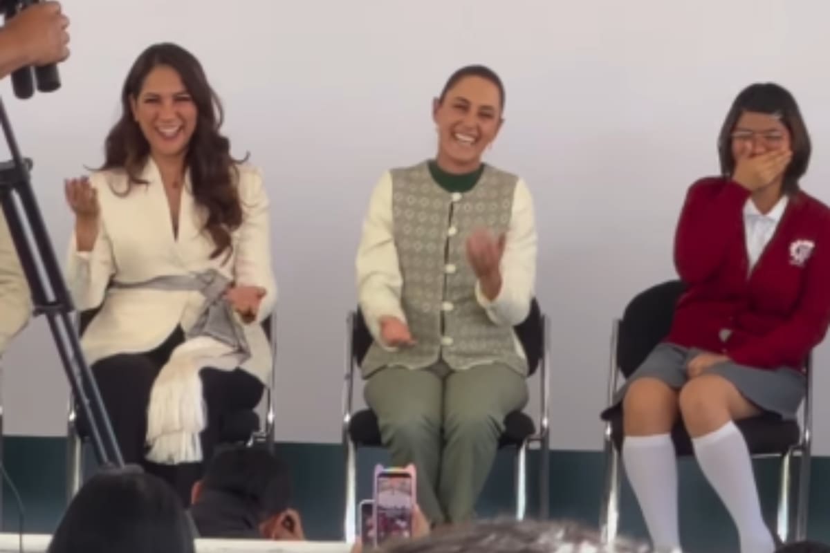 Claudia Sheinbaum y el “six-seven”: las veces que la presidenta hizo el gesto viral con niños y estudiantes (VIDEO)