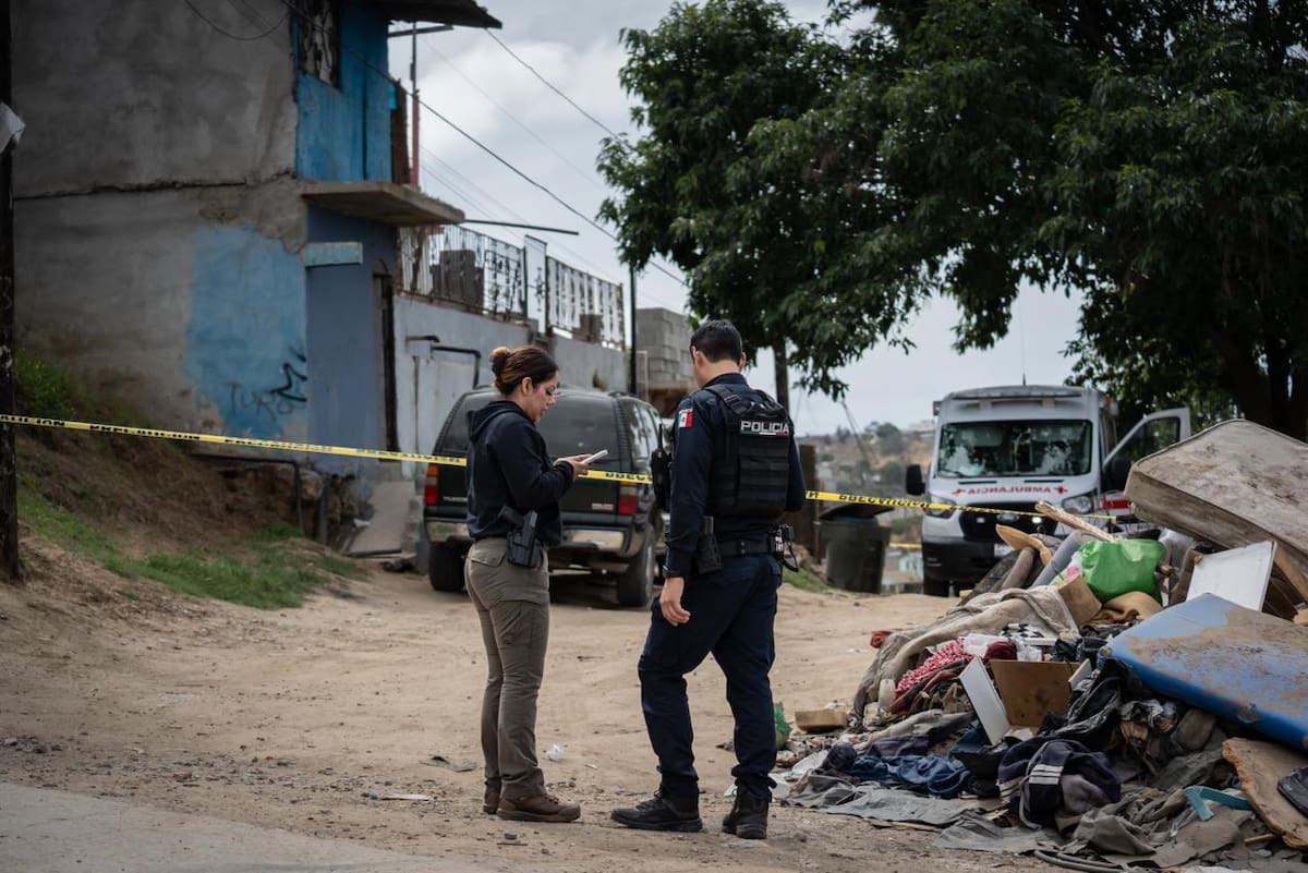 Un ataque armado en un domicilio de la colonia Michoacán, en la delegación Playas de Tijuana, dejó un hombre sin vida y dos lesionados la tarde de este jueves 2 de abril.