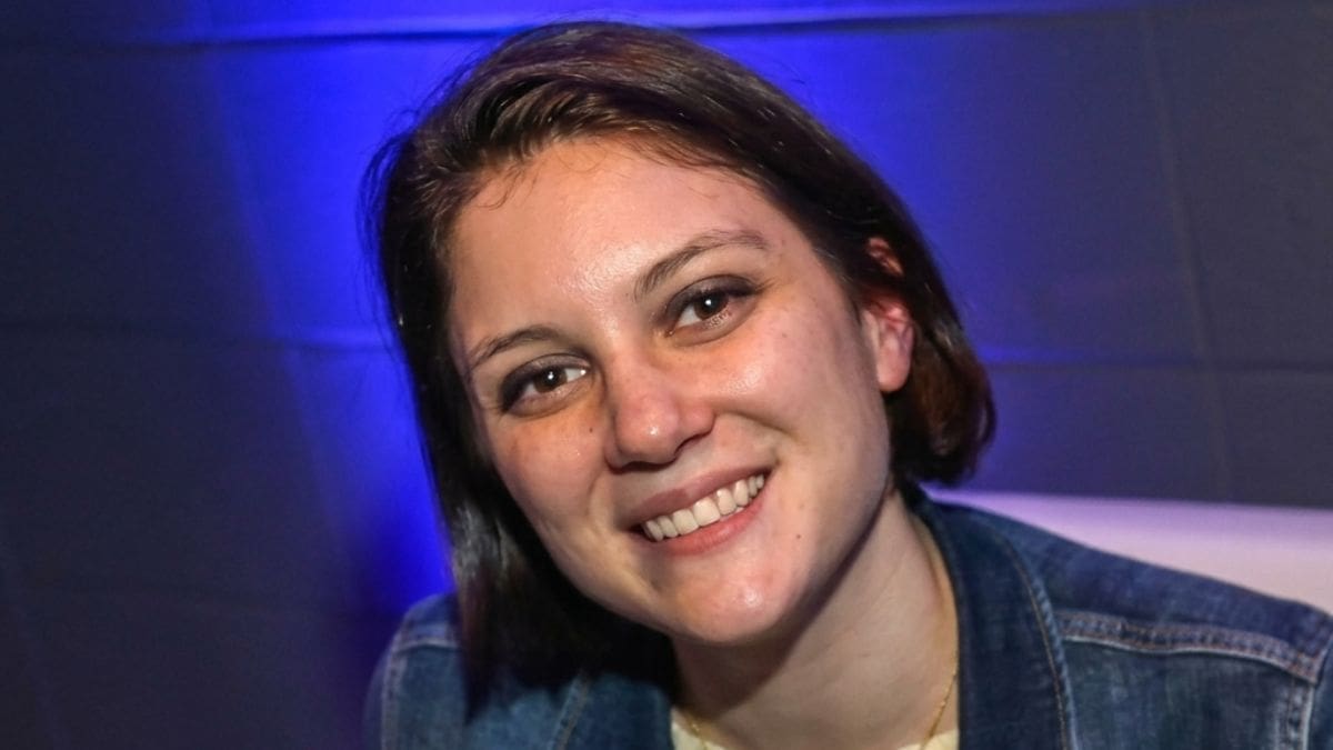 Reveló que los alienígenas son en realidad la raza humana del futuro, tiempo después fue hallada sin vida: Ella es la científica Amy Eskridge
