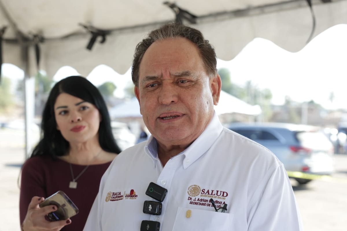 Vacunan a más de 3 mil personas contra el sarampión en el FEX