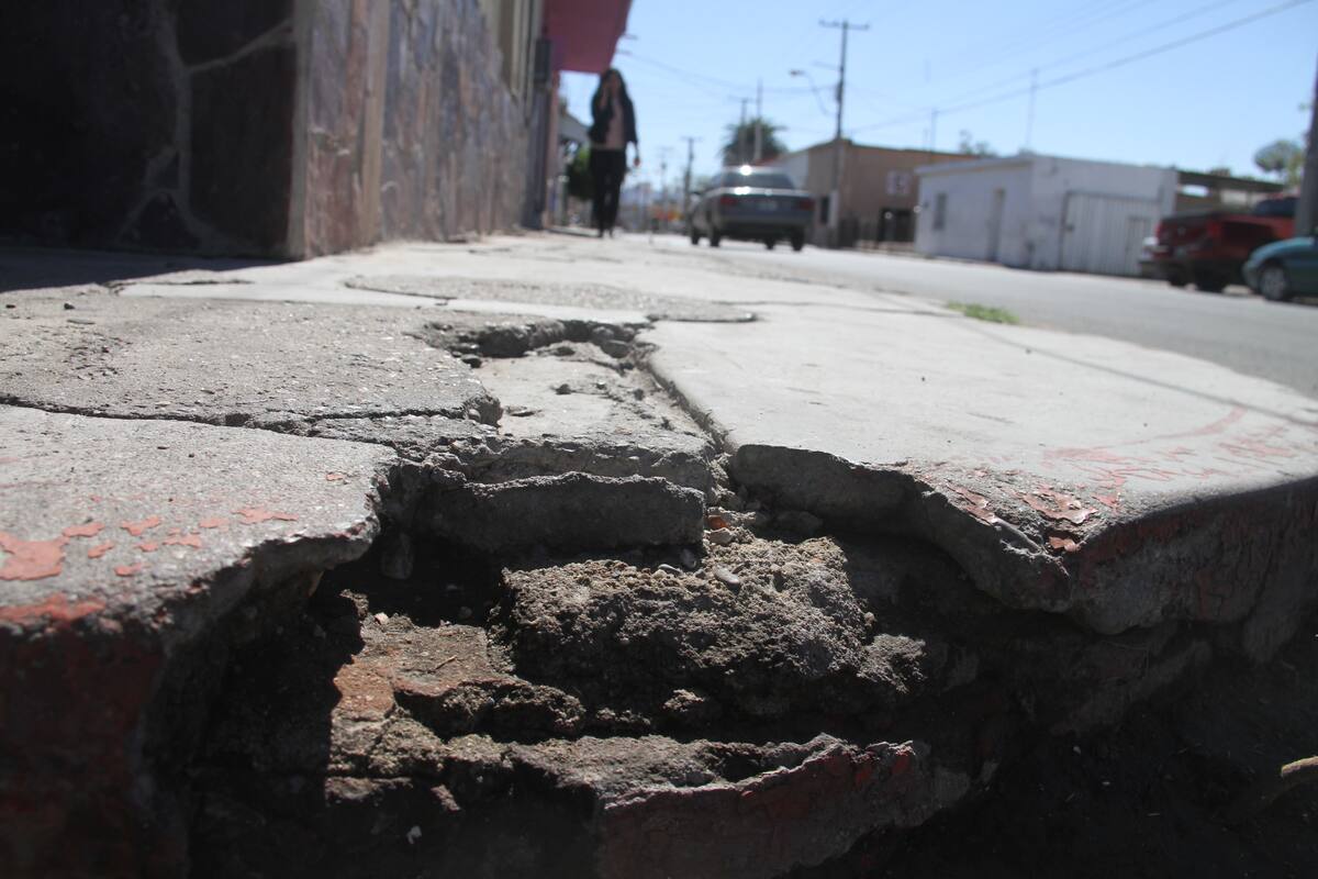 Hermosillo tiene 67% de banquetas en mal estado, señala experto