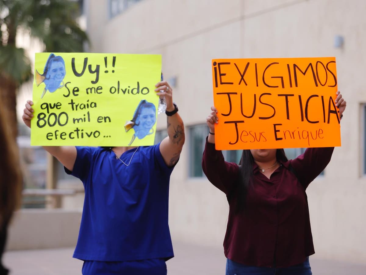 Decenas de personas se manifestaron para exigir justicia para Jesús Enrique, excoordinador administrativo y financiero de Desom. Foto: Johnny Morales