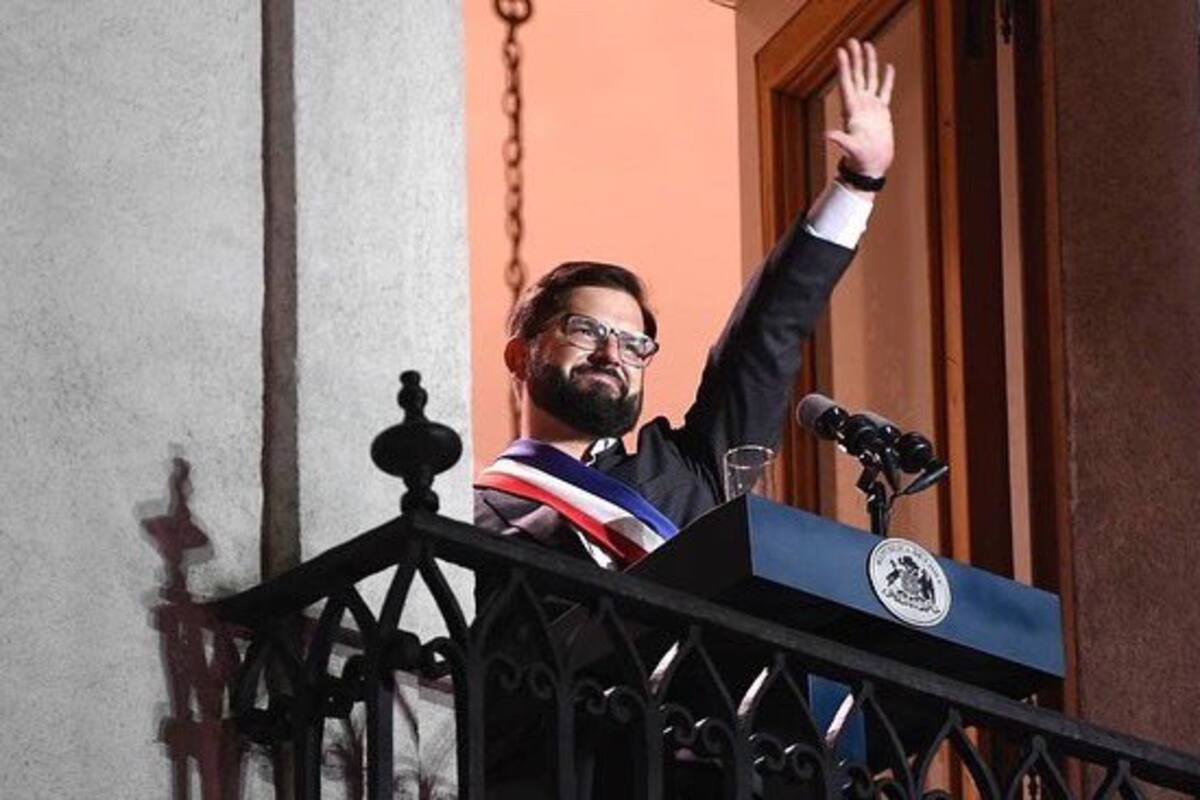 Gabriel Boric promete "un nuevo Chile" tras tomar protesta como presidente
