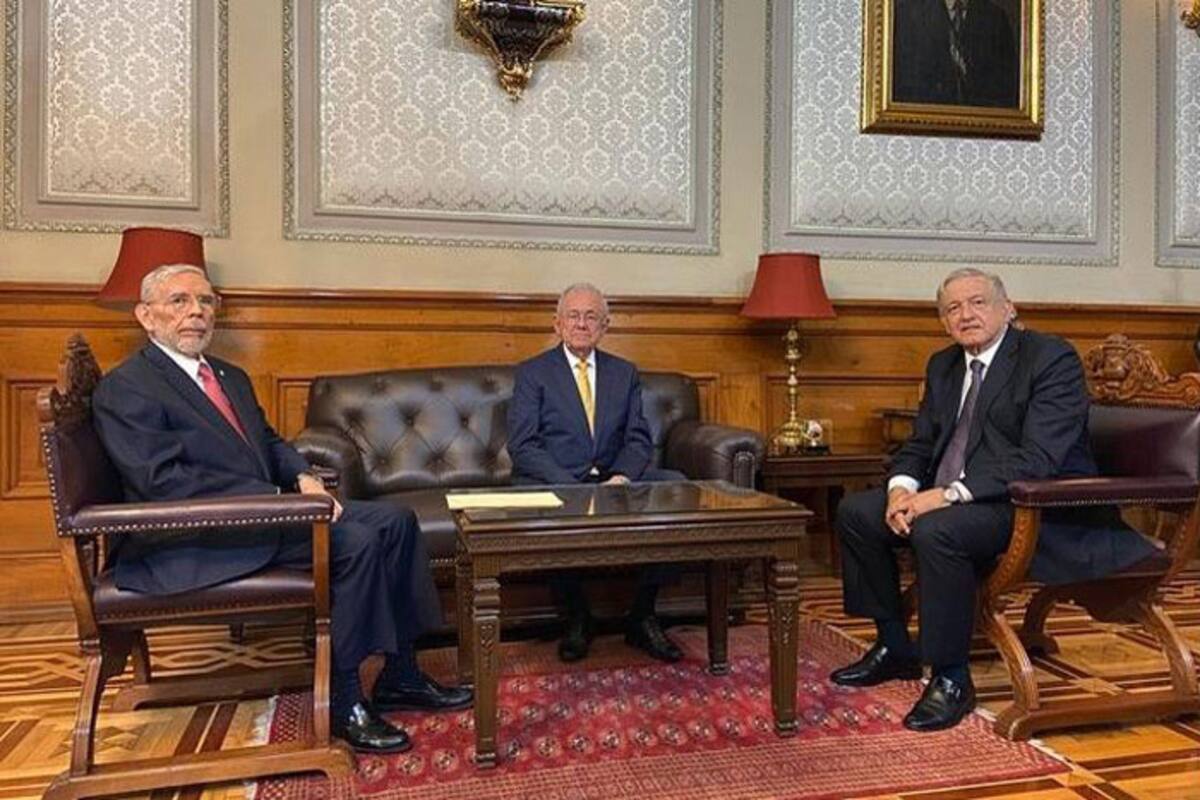 Renuncia Jiménez Espriú a la SCT