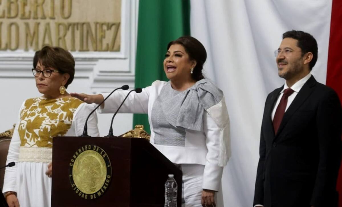 Clara Brugada en su toma de protesta como jefa de gobierno de la Ciudad de México / El Universal