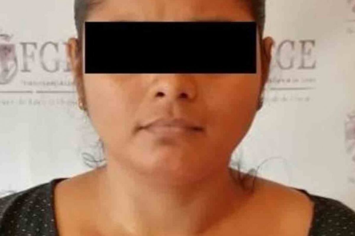Madre obligaba a hija de nueve años a posar desnuda en fotos