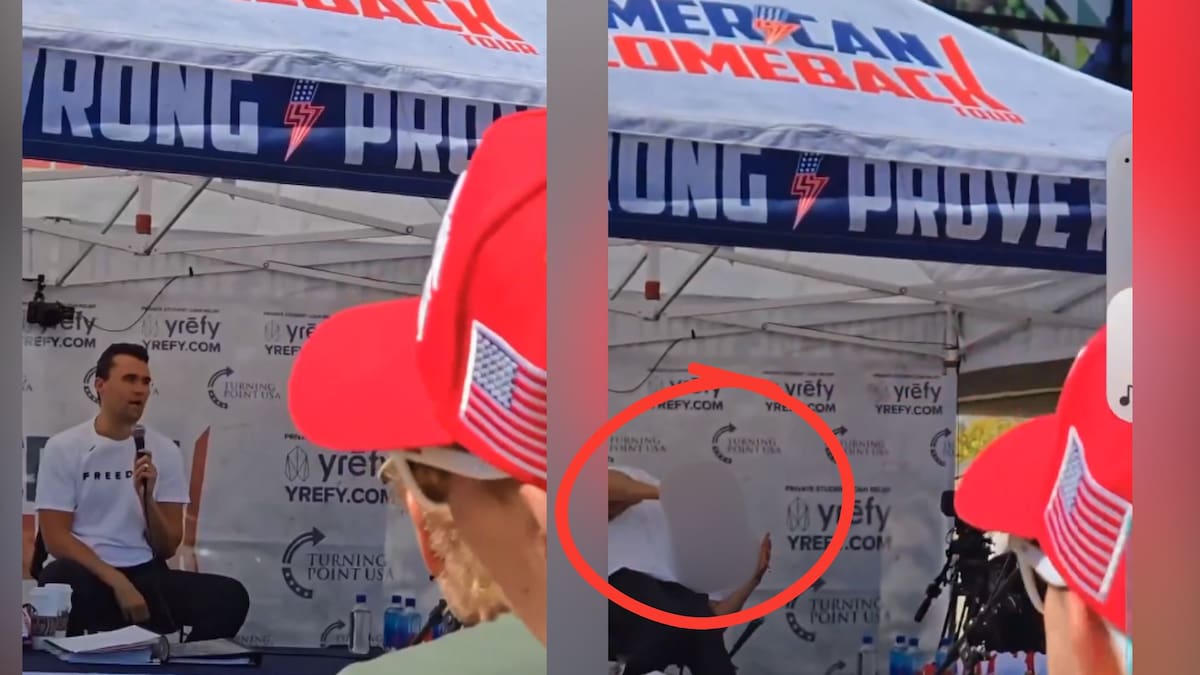 IMÁGENES FUERTES: Captan momento exacto en el que le disparan en el cuello al activista Charlie Kirk en un evento al aire libre