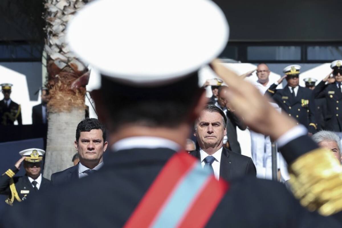Bolsonaro defiende a ministro de Justicia acusado