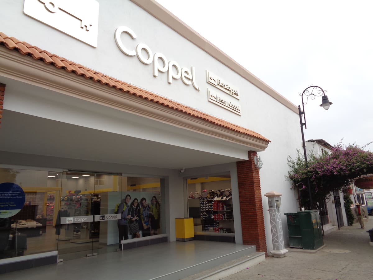 Coppel ya permite las compras en línea, pero no pueden realizarse mediante su crédito