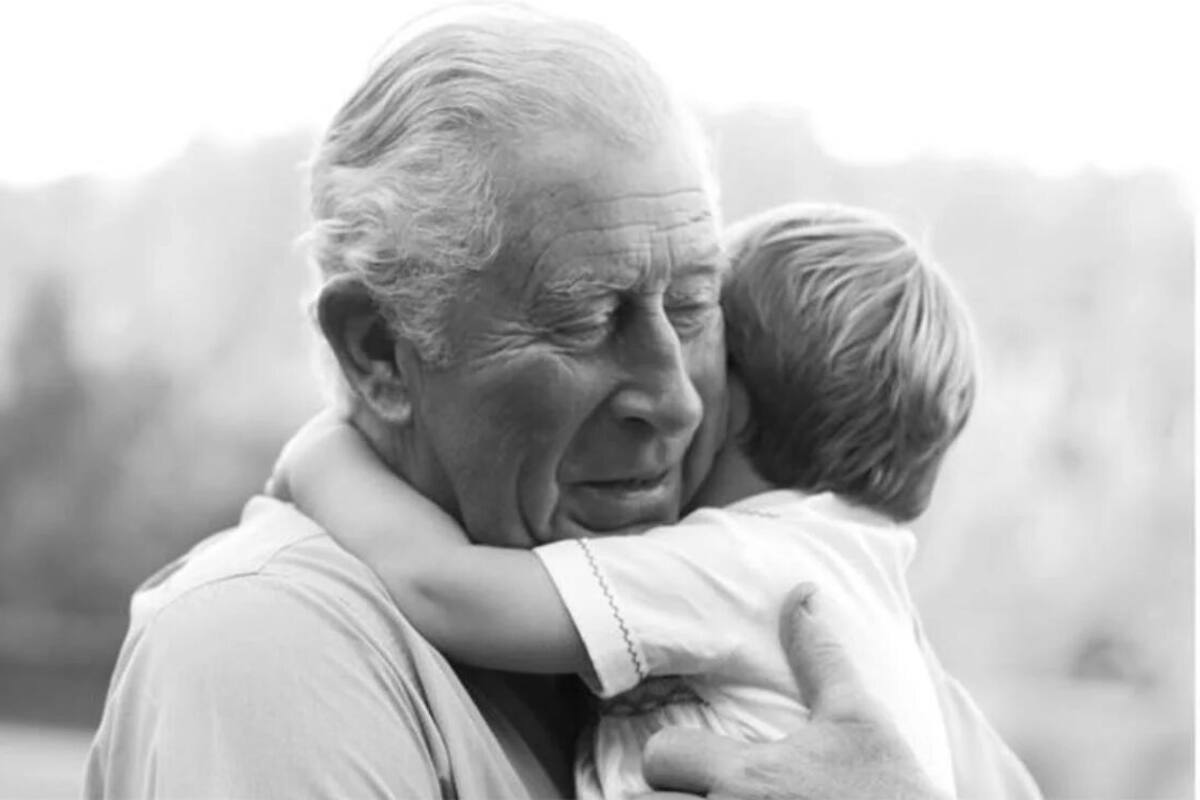 El príncipe Carlos, ¿celoso de los papás de Kate Middleton?