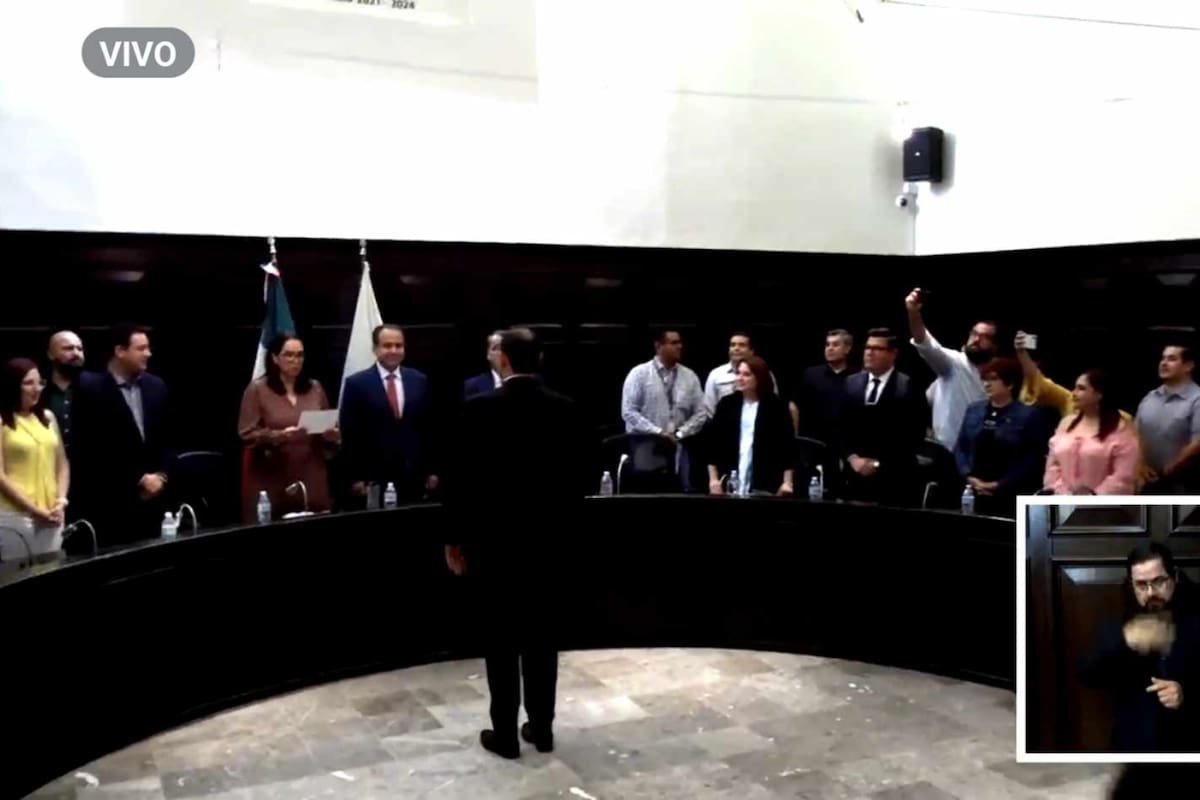 Eduardo Acuña asume alcaldía interina tras licencia de Astiazarán