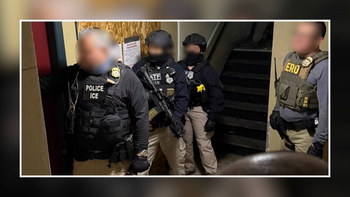 Además, no todas las detenciones resultan en deportaciones inmediatas: de los más de 8 mil inmigrantes detenidos en las primeras dos semanas de la Administración Trump, 461 fueron liberados, según la Casa Blanca. EFE