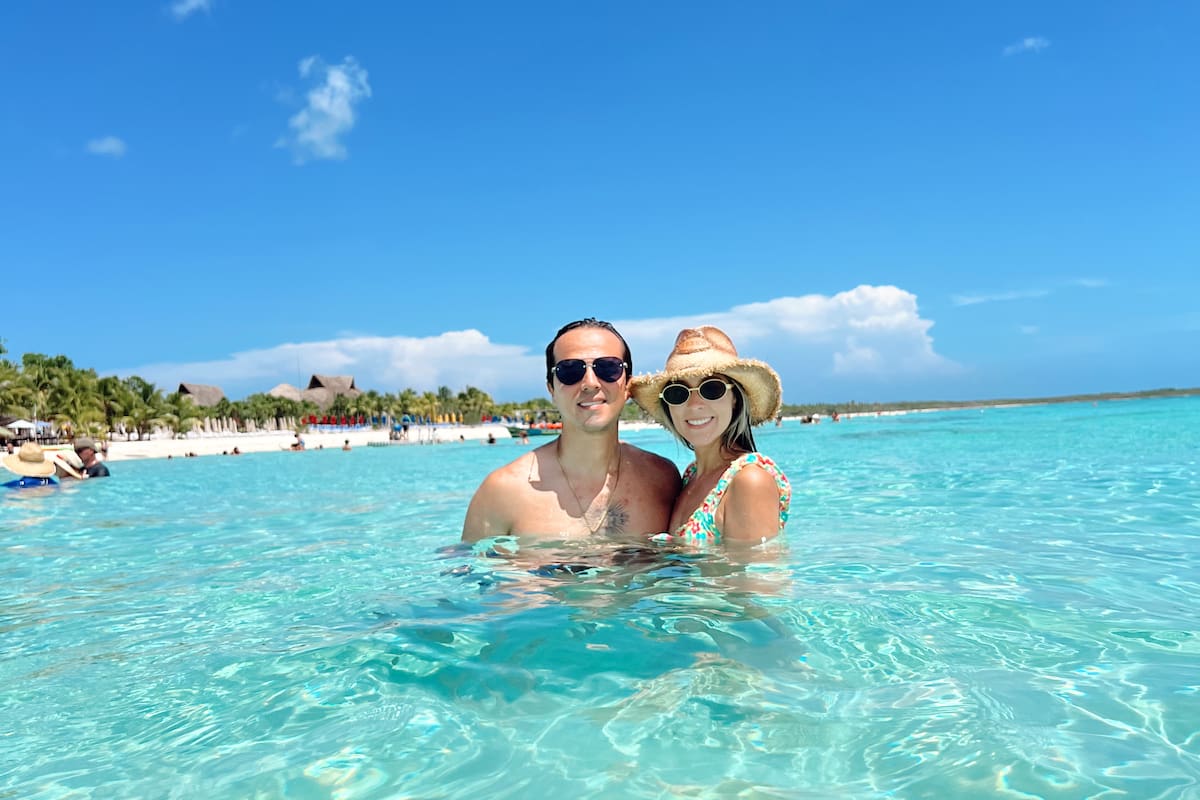 EL AMOR ESTÁ EN EL AIRE