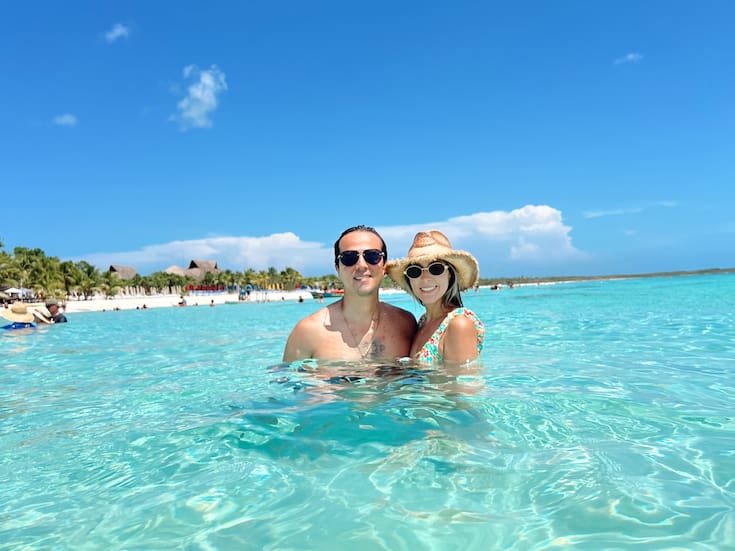 EL AMOR ESTÁ EN EL AIRE