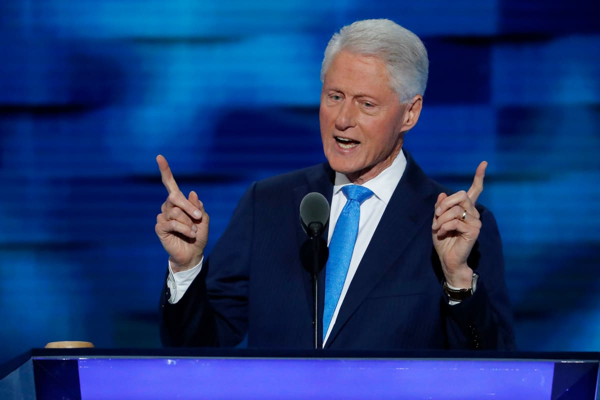 Hospitalizan a Bill Clinton tras presentar fiebre, esto informa su portavoz